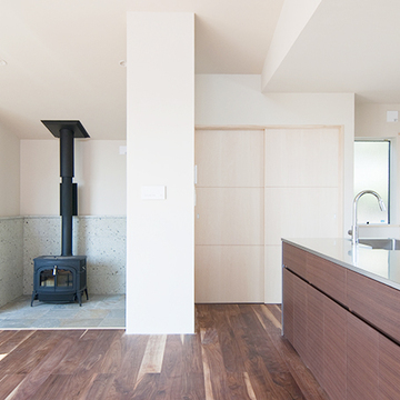 リビングに据えた暖炉