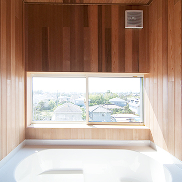 眺望抜群のバスルーム