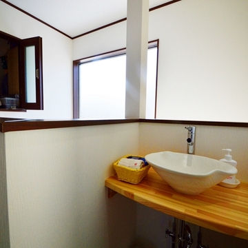 ２階にあると便利な手洗いカウンター
