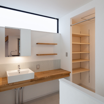 壁漆喰ＤＩＹの洗面室