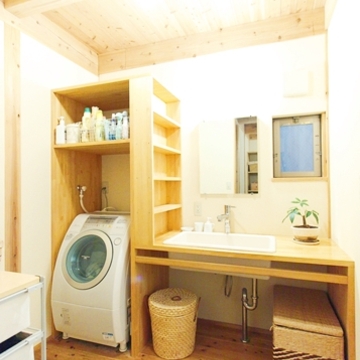 整然とした洗面脱衣室