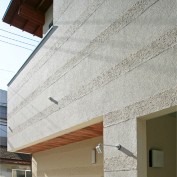 落ちついたベージュの外壁