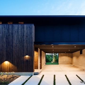 エントランスの夕景