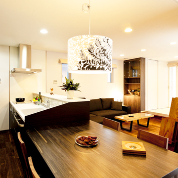 素材と手作り感にこだわった家