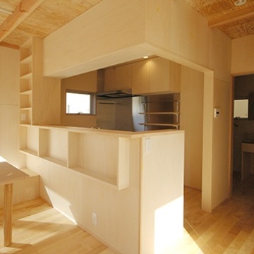 半個室型で機能的なキッチン