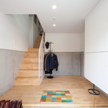 シンプルなエントランス