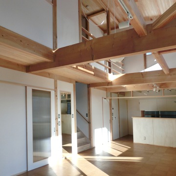 ダイニング　吹き抜け