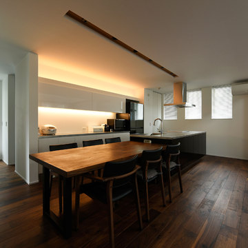 上質な雰囲気のダイニングキッチン