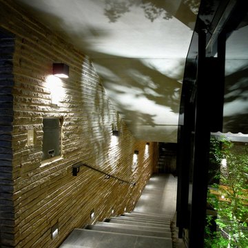 雷山の別荘｜エントランスの階段