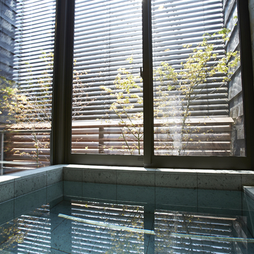 浴室　ヴィラ箱根　箱根町元箱根　掛け流し温泉のある別荘