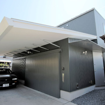 伊勢原市ののバイク自転車ガレージハウス　外観