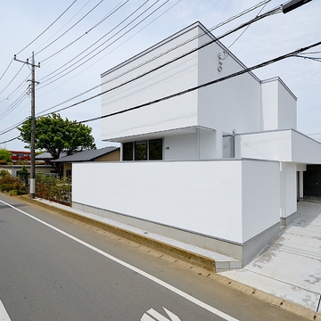 内部空間があらわれた外観