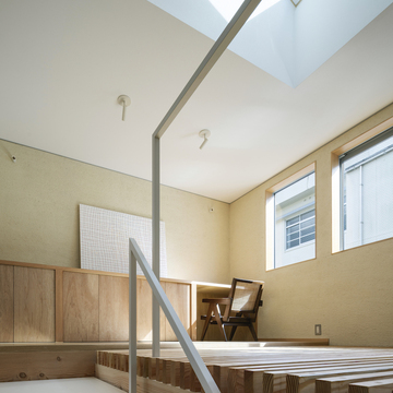 ２階光溜り