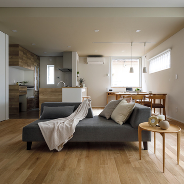 キッチンとダイニング