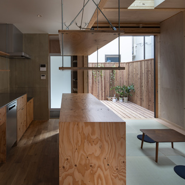 カウンター側面。