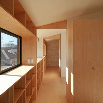 ロシアンバーチ積層合板の本棚とクローゼット