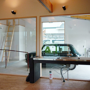 キッチンとガレージ