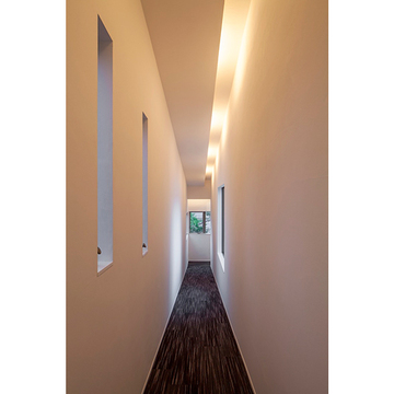 2階から2.5階へ連絡するスロープ