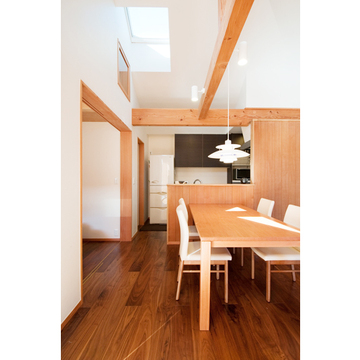 ダイニング上部のトップライト