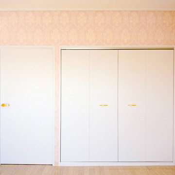 既存和室押入れを寝室クローゼットに改修