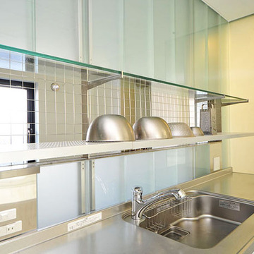 キッチンの開口と製作棚