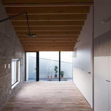 対照的な内壁の組み合わせ