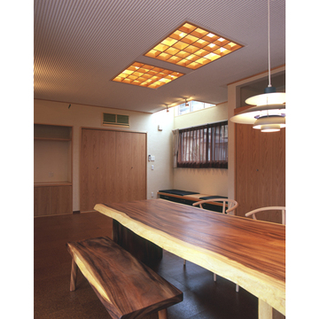 モンキーポッドのダイニング