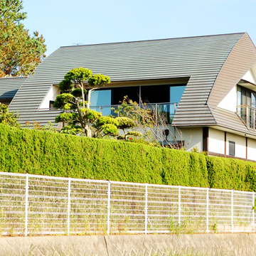 銅板葺きの屋根