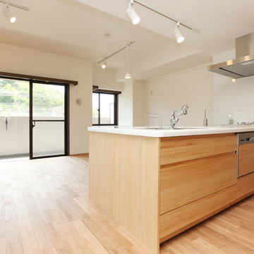 無垢の質感を研ぎ澄ましたマンションリフォーム