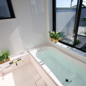 バスコートのある２階浴室