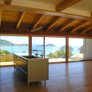 キッチンからも風景を楽しむ