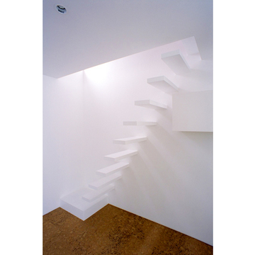 キャンチレバーの階段