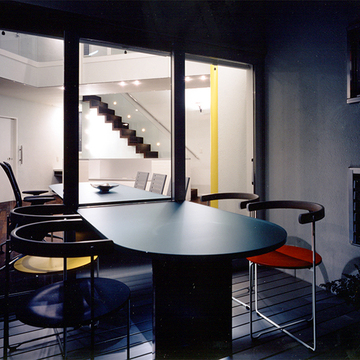 室内外につながるジャイアントテーブル