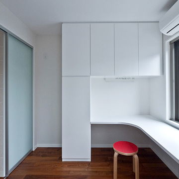 キッチン横に広い家事スペース