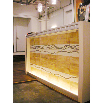 ヨガスタジオ受付カウンター