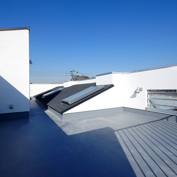 プライバシーを考慮した解放感のあるテラス