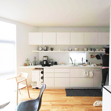 H邸　キッチンはLDKの家具の一つと考える