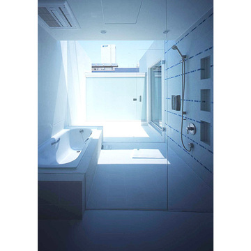 テラスと一体となった浴室