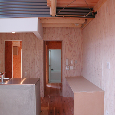 自然な風合いが楽しい床や壁の木目