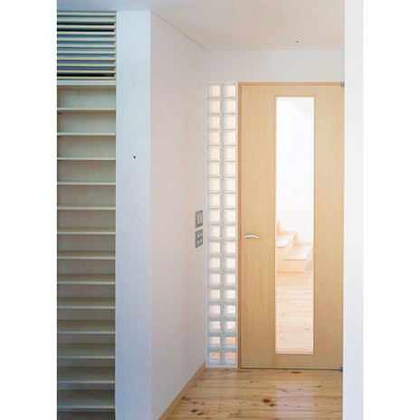 音楽室もホールも和紙貼り