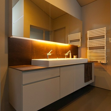 ディテールにこだわってシンプルで上質なイメージの洗面台