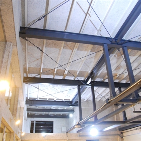 ガレージの内装