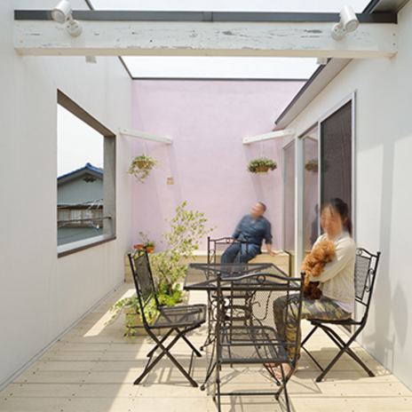 開放的なプライベートバルコニー