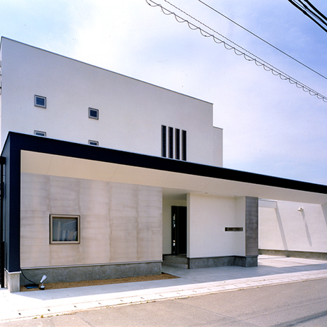 開放感のあるシンプルな住宅