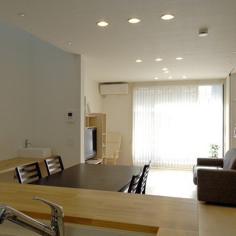 家族が必然的に集まるように、LDKを中心に計画された室内