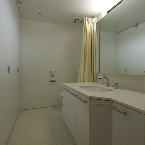 さわやかにまとめた洗面所