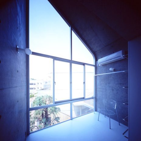 RCの壁と大きな開口部