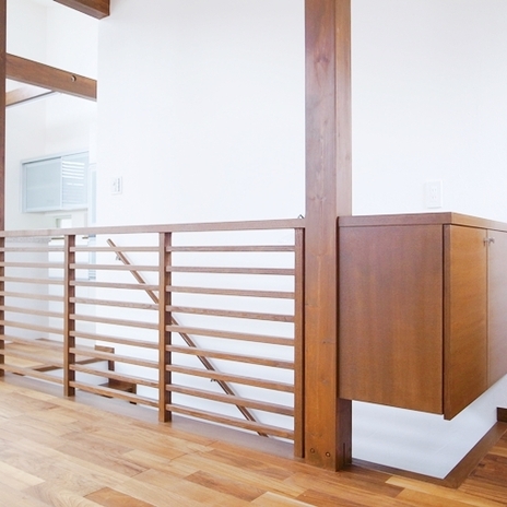 部屋の雰囲気に合わせた収納家具