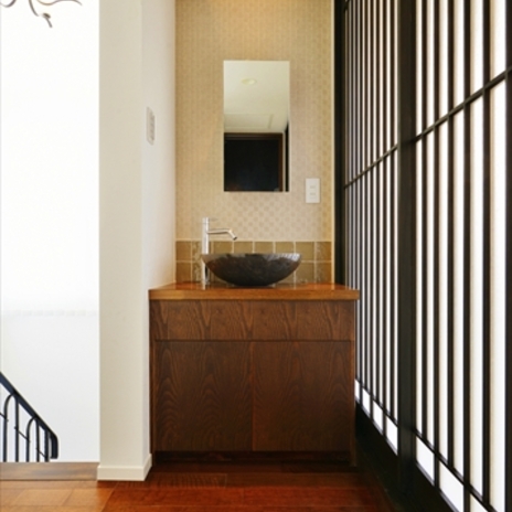 和室横の洗面台