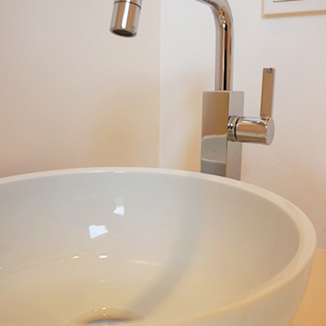 シンプルナチュラルな洗面ボウル